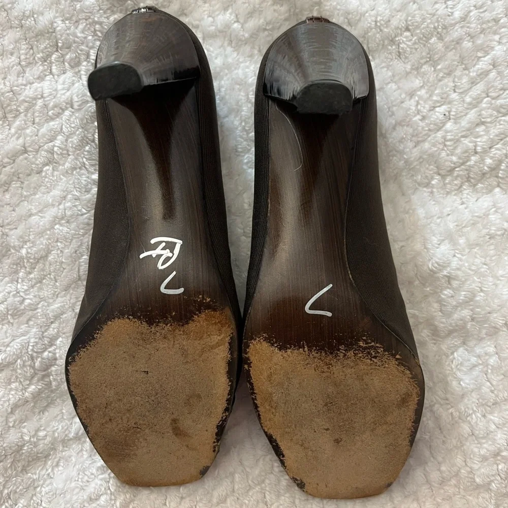 Vintage Stuart Weitzman Brown Slingback Pumps Size 7 – Patent Tortoise Detail